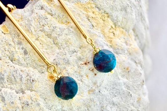 24 karaat vergulde oorbellen met lapis lazuli